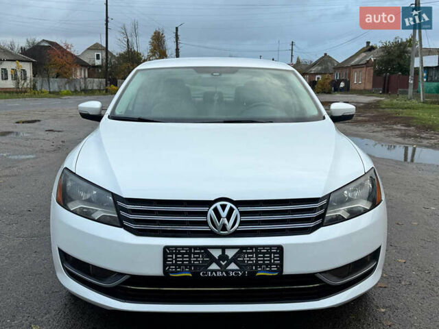 Белый Фольксваген Пассат, объемом двигателя 2.48 л и пробегом 272 тыс. км за 9850 $, фото 2 на Automoto.ua