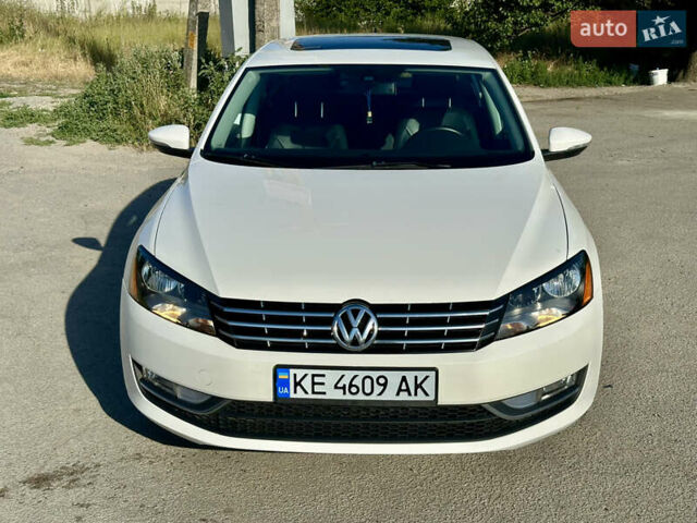 Белый Фольксваген Пассат, объемом двигателя 2 л и пробегом 144 тыс. км за 12500 $, фото 4 на Automoto.ua