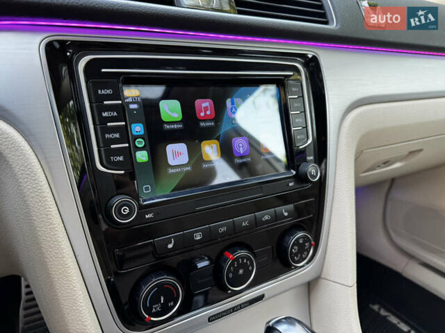 Белый Фольксваген Пассат, объемом двигателя 2.5 л и пробегом 188 тыс. км за 10990 $, фото 12 на Automoto.ua