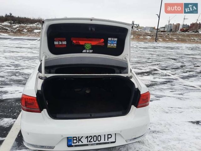 Білий Фольксваген Пассат, об'ємом двигуна 1.8 л та пробігом 334 тис. км за 9900 $, фото 8 на Automoto.ua