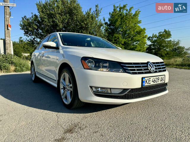 Белый Фольксваген Пассат, объемом двигателя 2 л и пробегом 144 тыс. км за 12500 $, фото 6 на Automoto.ua