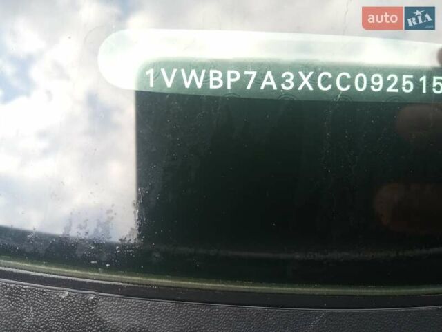 Білий Фольксваген Пассат, об'ємом двигуна 2.5 л та пробігом 172 тис. км за 11900 $, фото 5 на Automoto.ua