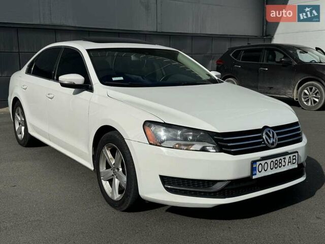Белый Фольксваген Пассат, объемом двигателя 2.5 л и пробегом 270 тыс. км за 8799 $, фото 16 на Automoto.ua