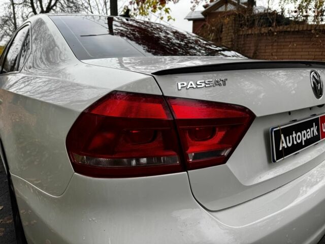 Белый Фольксваген Пассат, объемом двигателя 2.5 л и пробегом 190 тыс. км за 10790 $, фото 8 на Automoto.ua