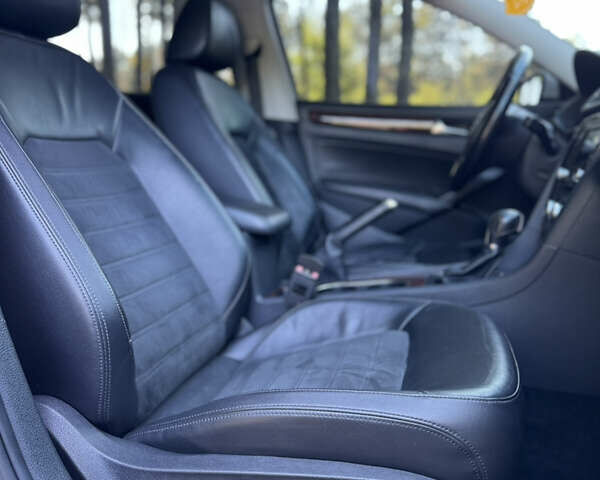 Белый Фольксваген Пассат, объемом двигателя 2 л и пробегом 178 тыс. км за 13000 $, фото 28 на Automoto.ua