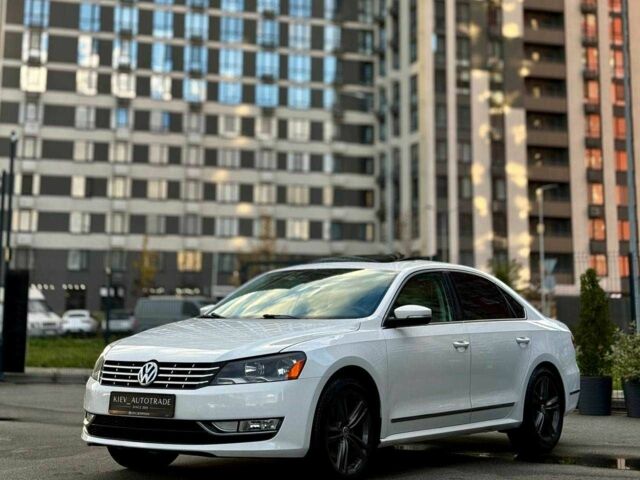 Фольксваген Пассат 2012 в Киеве на Automoto.ua Белый Фольксваген Пассат, объемом двигателя 3.6 л и пробегом 137 тыс. км за 10900 $, фото 5 на Automoto.ua