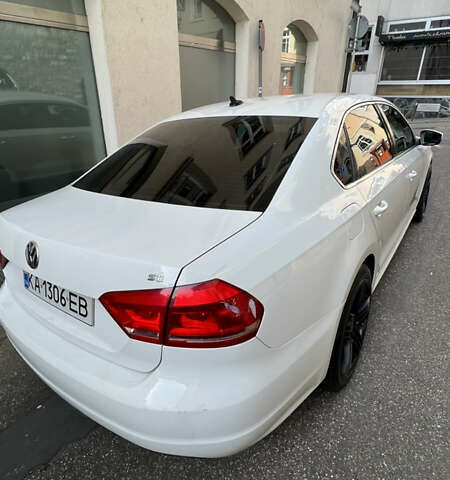 Белый Фольксваген Пассат, объемом двигателя 2.5 л и пробегом 201 тыс. км за 10300 $, фото 11 на Automoto.ua