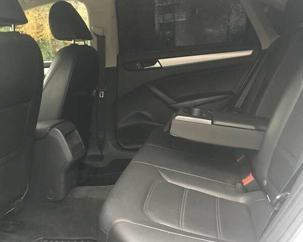 Белый Фольксваген Пассат, объемом двигателя 2.5 л и пробегом 193 тыс. км за 10200 $, фото 9 на Automoto.ua