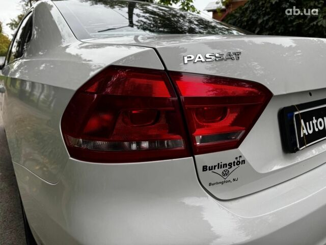 Белый Фольксваген Пассат, объемом двигателя 2.5 л и пробегом 225 тыс. км за 10590 $, фото 8 на Automoto.ua