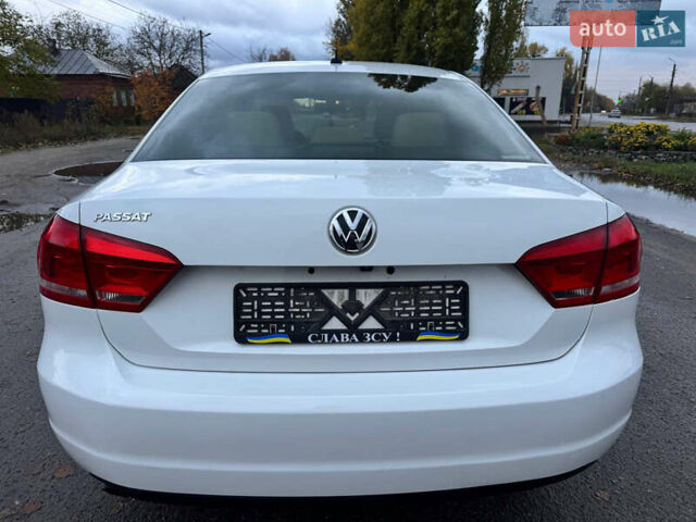 Белый Фольксваген Пассат, объемом двигателя 2.48 л и пробегом 272 тыс. км за 9850 $, фото 12 на Automoto.ua