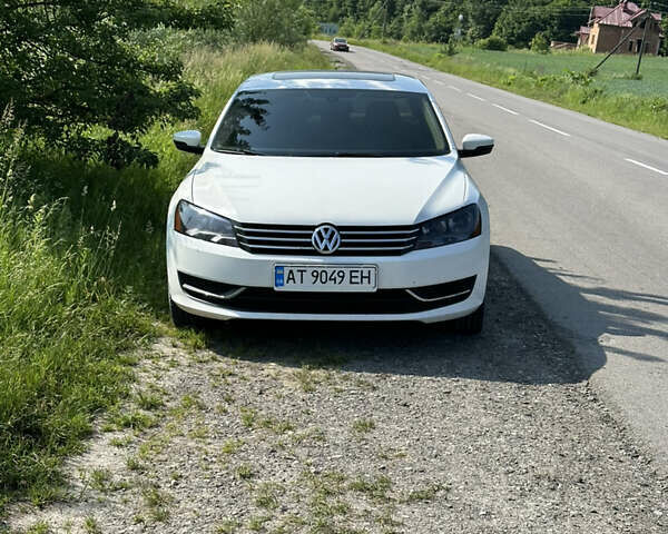 Білий Фольксваген Пассат, об'ємом двигуна 2.48 л та пробігом 296 тис. км за 11000 $, фото 4 на Automoto.ua