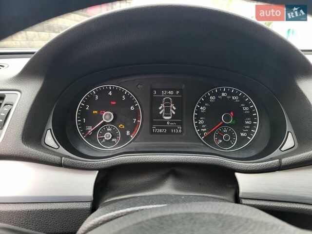 Белый Фольксваген Пассат, объемом двигателя 2.48 л и пробегом 173 тыс. км за 12300 $, фото 9 на Automoto.ua