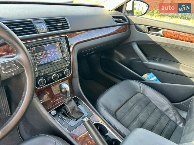 Белый Фольксваген Пассат, объемом двигателя 2 л и пробегом 144 тыс. км за 12500 $, фото 37 на Automoto.ua