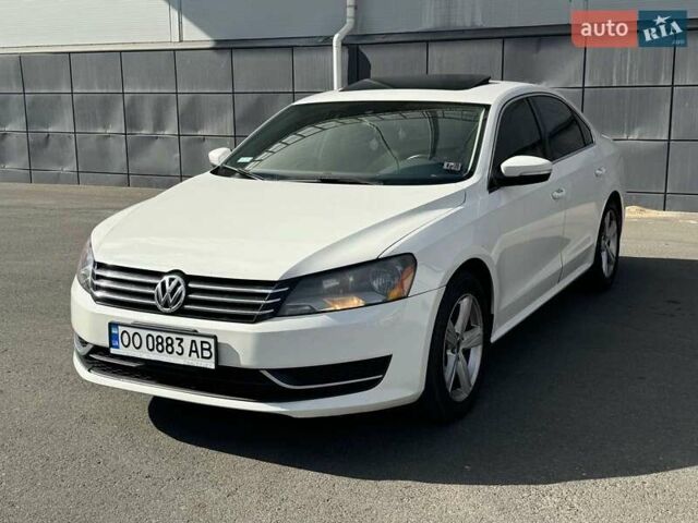Белый Фольксваген Пассат, объемом двигателя 2.5 л и пробегом 270 тыс. км за 8799 $, фото 10 на Automoto.ua