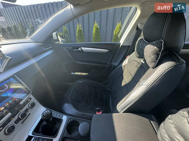 Фольксваген Пассат 2012 в Новоукраинке на Automoto.ua Белый Фольксваген Пассат, объемом двигателя 1.97 л и пробегом 162 тыс. км за 14400 $, фото 2 на Automoto.ua