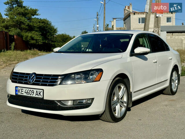 Белый Фольксваген Пассат, объемом двигателя 2 л и пробегом 144 тыс. км за 12500 $, фото 25 на Automoto.ua