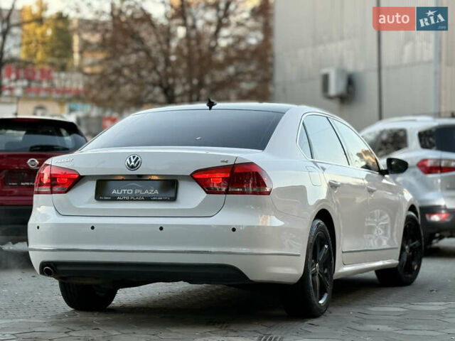 Белый Фольксваген Пассат, объемом двигателя 2.48 л и пробегом 125 тыс. км за 9900 $, фото 27 на Automoto.ua