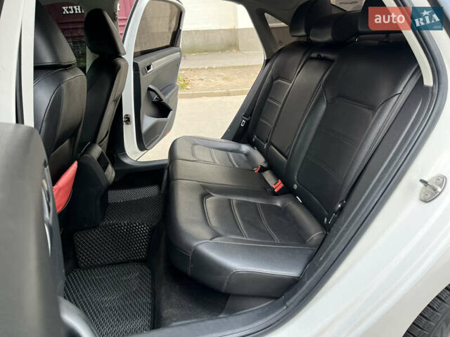 Білий Фольксваген Пассат, об'ємом двигуна 2.5 л та пробігом 322 тис. км за 9999 $, фото 22 на Automoto.ua