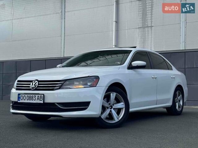 Белый Фольксваген Пассат, объемом двигателя 2.5 л и пробегом 270 тыс. км за 8799 $, фото 4 на Automoto.ua