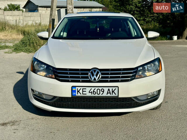 Белый Фольксваген Пассат, объемом двигателя 2 л и пробегом 144 тыс. км за 12500 $, фото 3 на Automoto.ua
