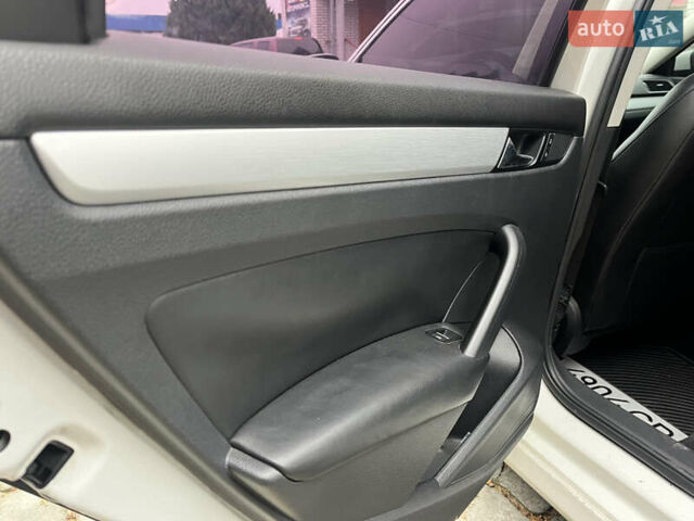 Белый Фольксваген Пассат, объемом двигателя 2.48 л и пробегом 213 тыс. км за 9400 $, фото 21 на Automoto.ua