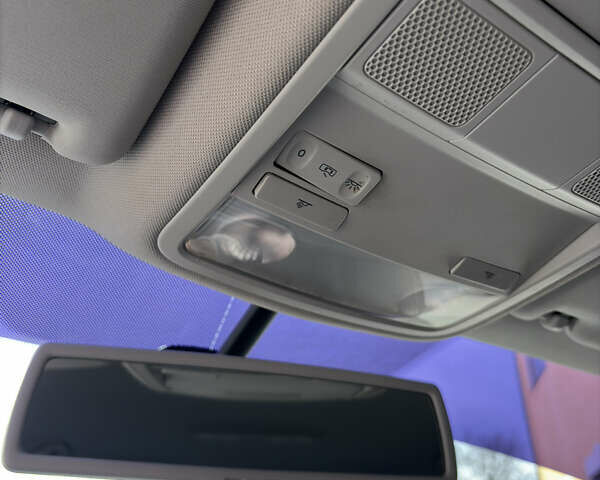 Білий Фольксваген Пассат, об'ємом двигуна 2.48 л та пробігом 237 тис. км за 9500 $, фото 25 на Automoto.ua