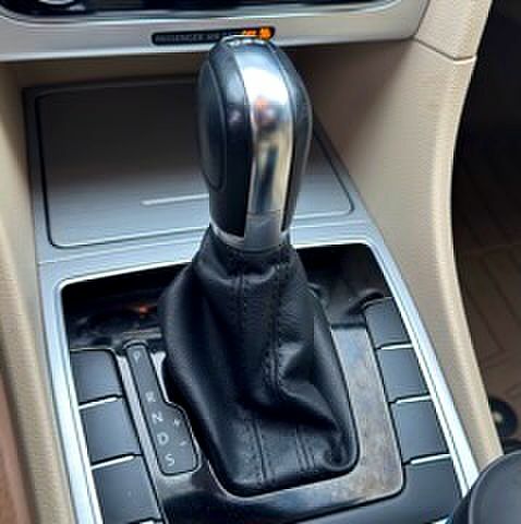 Белый Фольксваген Пассат, объемом двигателя 2 л и пробегом 196 тыс. км за 10300 $, фото 6 на Automoto.ua