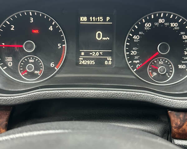 Белый Фольксваген Пассат, объемом двигателя 2 л и пробегом 280 тыс. км за 11000 $, фото 1 на Automoto.ua