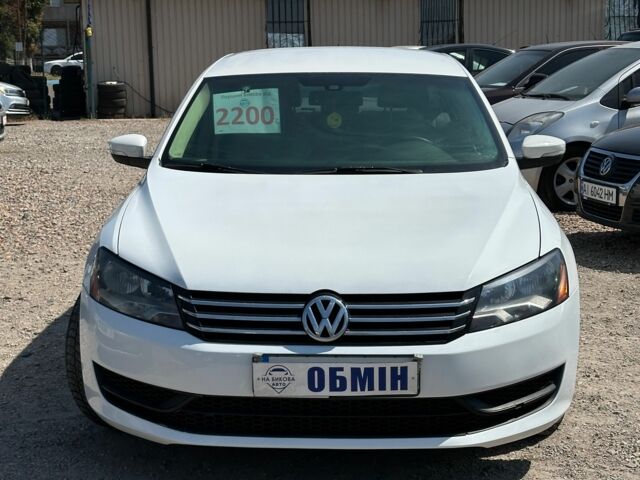 Белый Фольксваген Пассат, объемом двигателя 2.5 л и пробегом 247 тыс. км за 8900 $, фото 1 на Automoto.ua