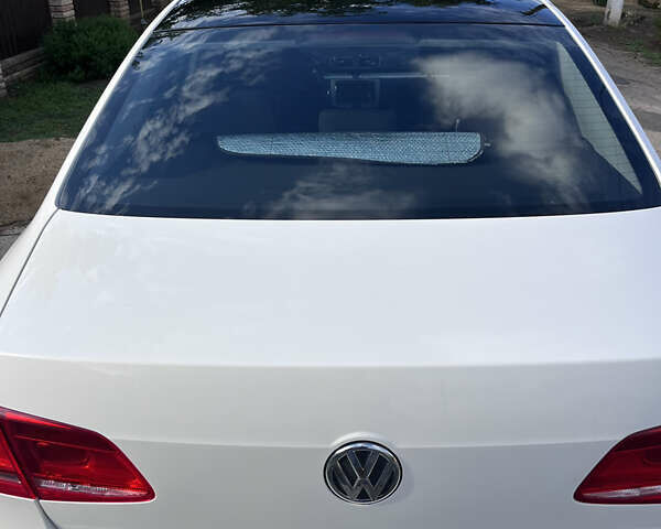 Белый Фольксваген Пассат, объемом двигателя 1.8 л и пробегом 143 тыс. км за 10500 $, фото 24 на Automoto.ua