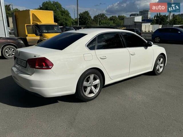 Белый Фольксваген Пассат, объемом двигателя 2.5 л и пробегом 270 тыс. км за 8799 $, фото 14 на Automoto.ua