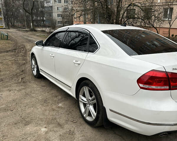 Белый Фольксваген Пассат, объемом двигателя 2 л и пробегом 280 тыс. км за 11000 $, фото 4 на Automoto.ua