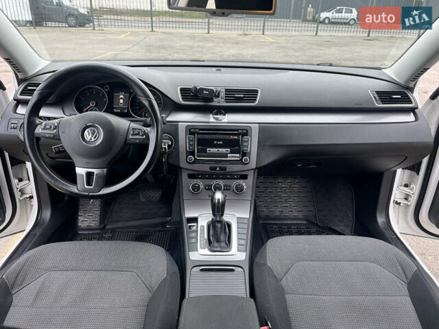 Білий Фольксваген Пассат, об'ємом двигуна 1.8 л та пробігом 146 тис. км за 11400 $, фото 5 на Automoto.ua