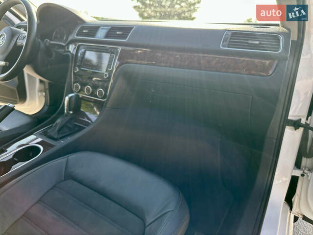 Белый Фольксваген Пассат, объемом двигателя 2 л и пробегом 144 тыс. км за 12500 $, фото 51 на Automoto.ua