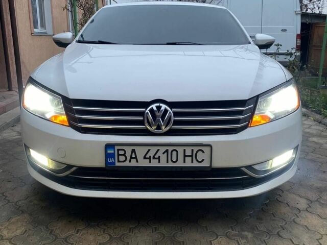 Білий Фольксваген Пассат, об'ємом двигуна 2 л та пробігом 289 тис. км за 11500 $, фото 8 на Automoto.ua
