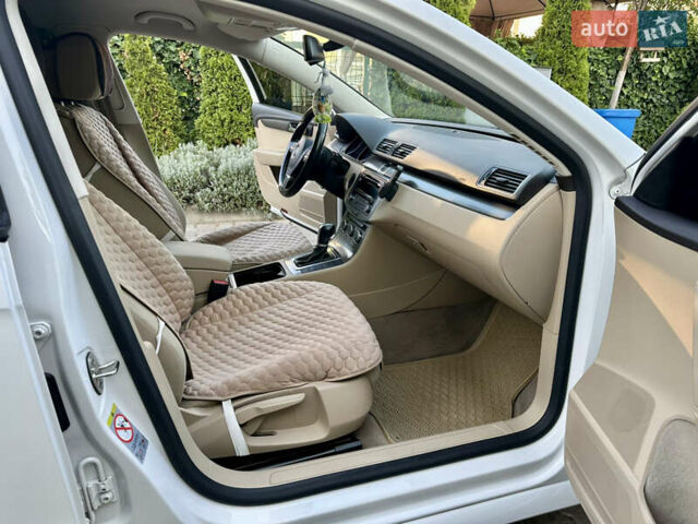 Білий Фольксваген Пассат, об'ємом двигуна 1.97 л та пробігом 190 тис. км за 12200 $, фото 52 на Automoto.ua