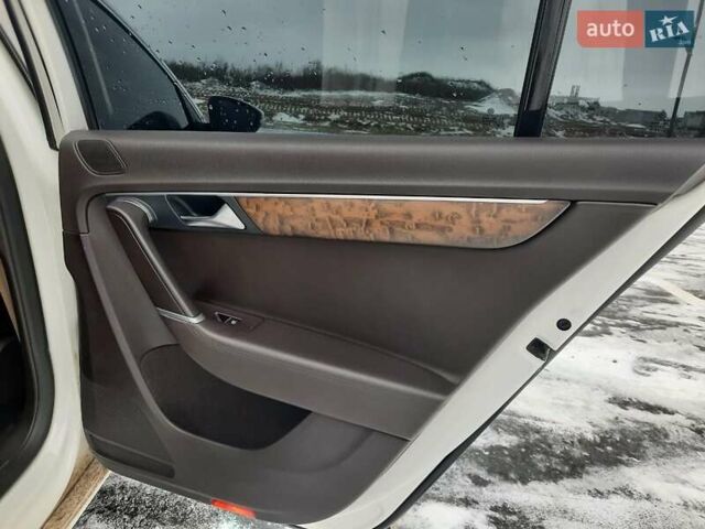 Білий Фольксваген Пассат, об'ємом двигуна 1.8 л та пробігом 334 тис. км за 9900 $, фото 22 на Automoto.ua