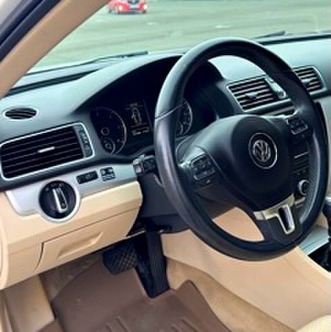 Белый Фольксваген Пассат, объемом двигателя 2 л и пробегом 196 тыс. км за 10300 $, фото 4 на Automoto.ua