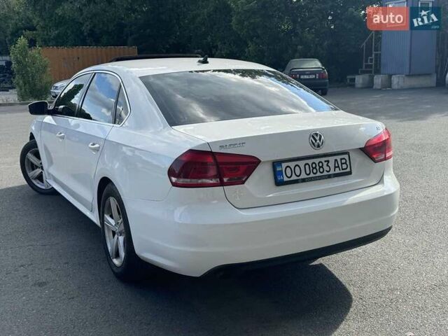Белый Фольксваген Пассат, объемом двигателя 2.5 л и пробегом 270 тыс. км за 8799 $, фото 9 на Automoto.ua