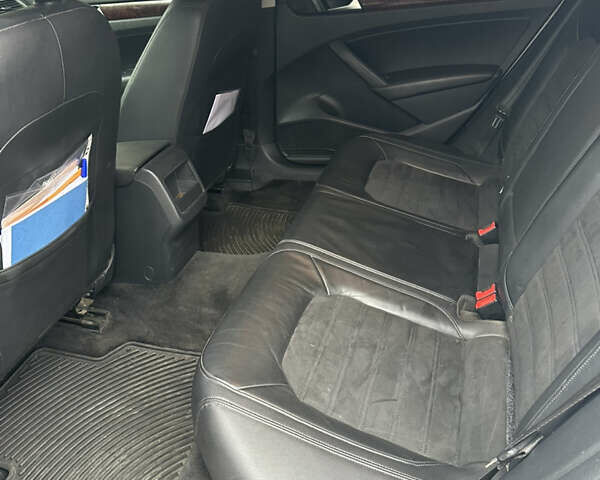 Белый Фольксваген Пассат, объемом двигателя 2 л и пробегом 280 тыс. км за 11000 $, фото 3 на Automoto.ua