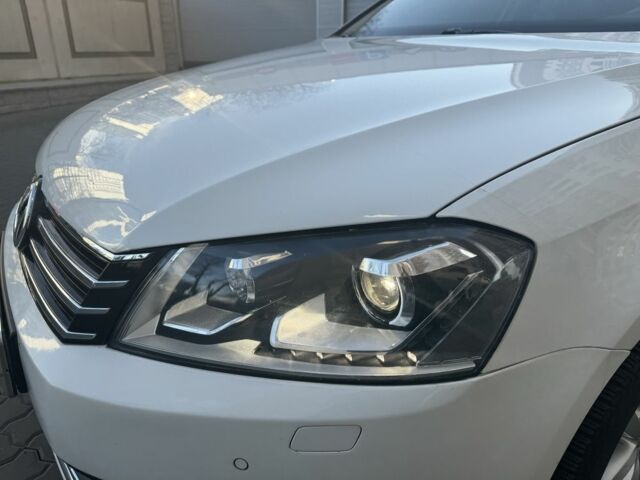 Белый Фольксваген Пассат, объемом двигателя 1.8 л и пробегом 169 тыс. км за 13500 $, фото 16 на Automoto.ua