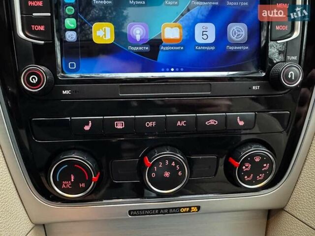 Білий Фольксваген Пассат, об'ємом двигуна 2.5 л та пробігом 190 тис. км за 10790 $, фото 21 на Automoto.ua