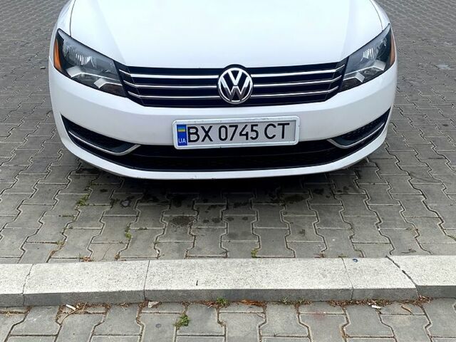 Білий Фольксваген Пассат, об'ємом двигуна 2.5 л та пробігом 250 тис. км за 9500 $, фото 1 на Automoto.ua