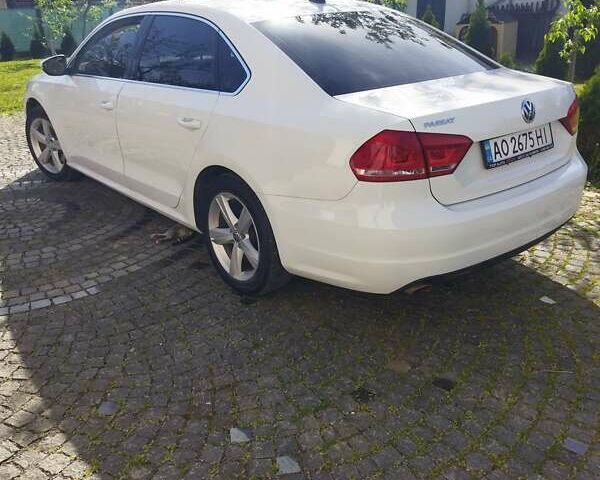 Білий Фольксваген Пассат, об'ємом двигуна 2.5 л та пробігом 172 тис. км за 11900 $, фото 11 на Automoto.ua