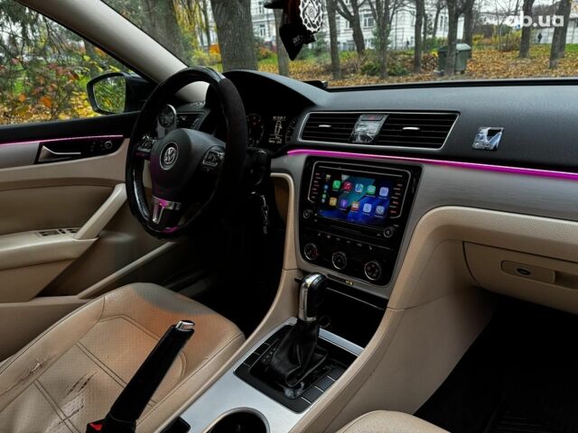 Белый Фольксваген Пассат, объемом двигателя 2.5 л и пробегом 190 тыс. км за 10790 $, фото 33 на Automoto.ua