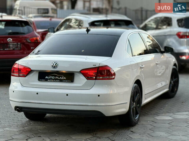 Белый Фольксваген Пассат, объемом двигателя 2.48 л и пробегом 125 тыс. км за 9900 $, фото 26 на Automoto.ua