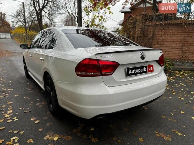 Білий Фольксваген Пассат, об'ємом двигуна 2.5 л та пробігом 190 тис. км за 10790 $, фото 7 на Automoto.ua