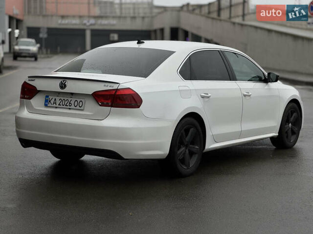 Белый Фольксваген Пассат, объемом двигателя 2.5 л и пробегом 188 тыс. км за 10590 $, фото 13 на Automoto.ua