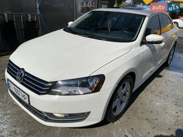 Білий Фольксваген Пассат, об'ємом двигуна 2.48 л та пробігом 220 тис. км за 10700 $, фото 4 на Automoto.ua