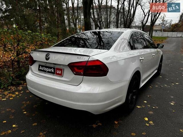 Білий Фольксваген Пассат, об'ємом двигуна 2.5 л та пробігом 190 тис. км за 10790 $, фото 5 на Automoto.ua